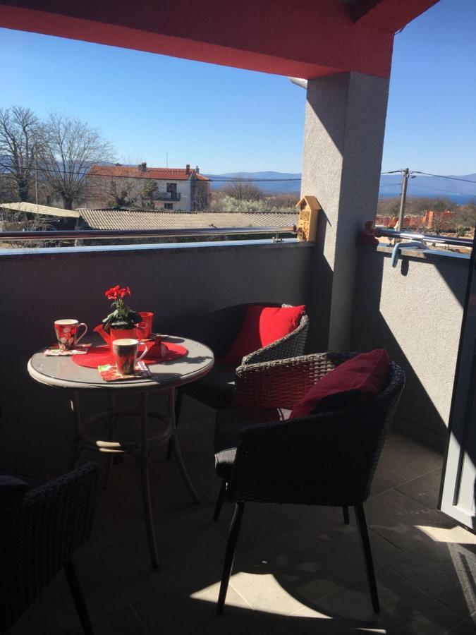Nikka Apartments Малинска Экстерьер фото